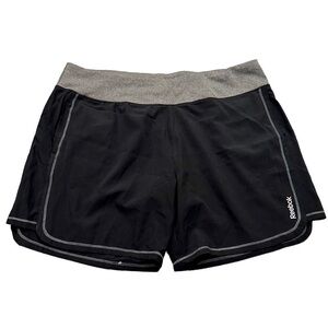 Reebok Women's Size XL Athletic Shorts Black Regular Polyester